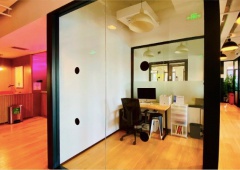 燕莎 WEWORK·国航世纪大厦 1人办公室 精装修