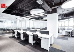双面采光视野开阔 精装带家具 户型方正布局合理适用各类公司
