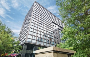 鸿运大厦