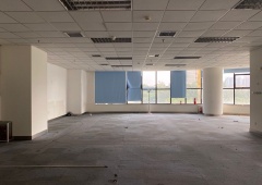 东三环潘家园标志性建筑~户型方正落地窗采光通透视野好