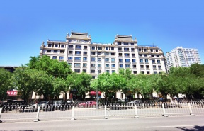 巨石大厦