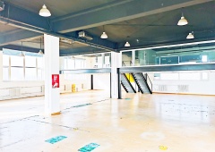 稀缺整层赠送露台户型方正，房间挑高4米全天采光充足可注册