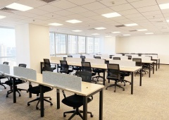 全新精装修带家具，地标建筑知名度高，大落地窗视野好采光好