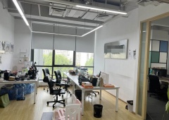 地铁6号线常营站 走路8分钟 东方华瑞 精装修可全套家具