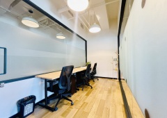 慈云寺/四惠 WEWORK·远洋国际中心 3人办公室 精装修