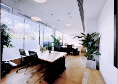 工体/三里屯 WEWORK·太古里北区 8人办公室 精装修