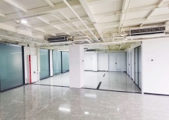 东城区 徳必光明 精装修305平米  使用率高采光好