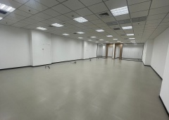 首农双创中心大厦  全新装修376平米 户型方正 拎包入住
