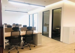 磁器口 中海OFFICEZIP·中海地产广场 12人办公室 精装修