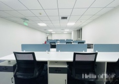 精装修+全套办公家私，地处东三环呼家楼优越位置，随时看房