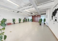 金蝶软件园319平米正对大堂 5间办公室  随时起租