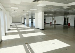 西直门地铁上盖 697㎡ 遗留简装 可分租可整租 可注册