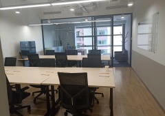 精装带全套办公家具77平，稀缺房源，火热抢租中