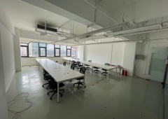 清河 金隅启迪孵化器·建金中心 24人办公室 精装修