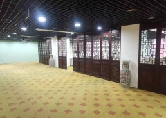 1200平米（可分两户各600平米），户型方正，产权清晰