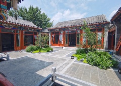 四合院出租，全新精装修带家具随时入住，适合办公接待
