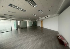 西直门地标 成铭大厦 全新装修带家具 配套齐全 采光好