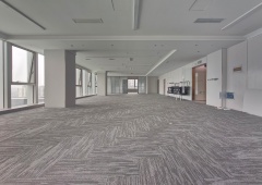 精装修4个隔断间，可容纳 50至 60工位，稀缺三面采光好户