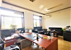 东单地铁口 55平米 户型方正 精装带家具 可注册 随时看房