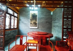 临主街四合院（稀缺）有庭院 70平 4条地铁直达