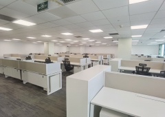 海淀区 西三环 白石桥附近 爱德写字楼 精装全套家具