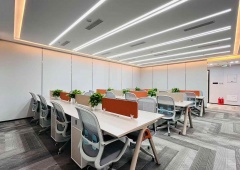 北三环豪威大厦 精装修带家具 布局合理 高区户型 随时看房