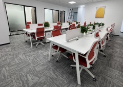 郭公庄北京方向 218平精装带家具 户型方正 随时起租